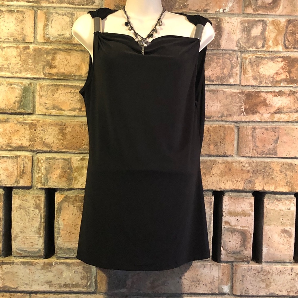 Black Shell Top - Picture 8 of 9